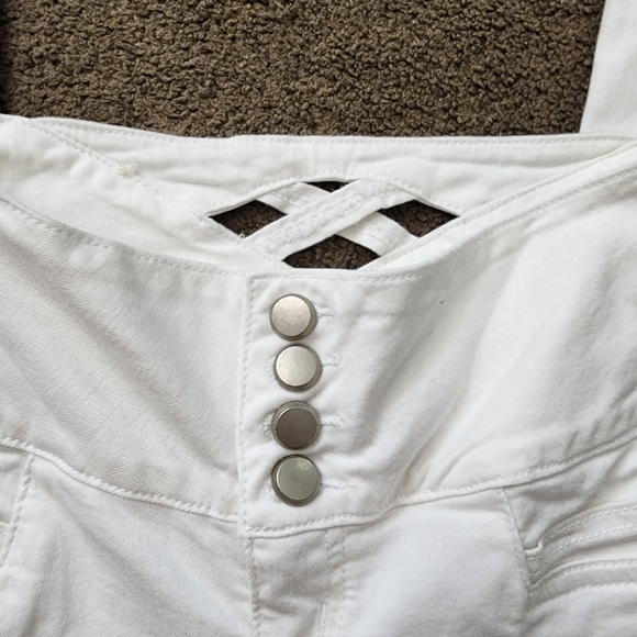 White Pocketless Jeans, Women's 3 - Picture 5 of 9